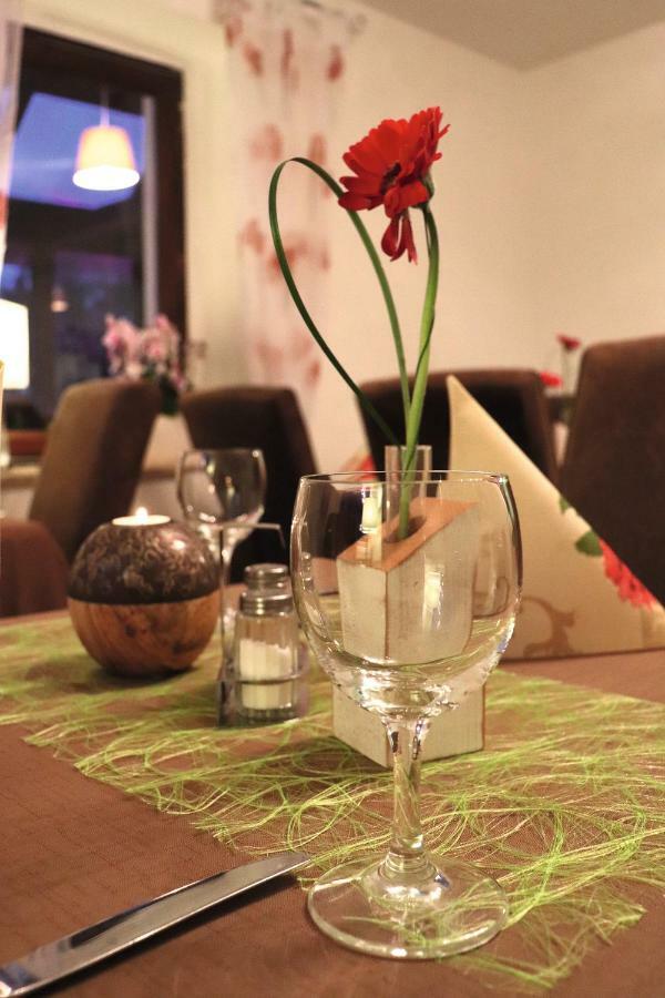 Hotel Feldmaus Olzheim Ngoại thất bức ảnh